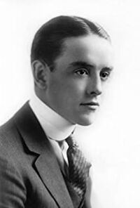  Robert Harron